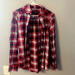 Vineyard Vines classic fit whale shirt 100% cotton